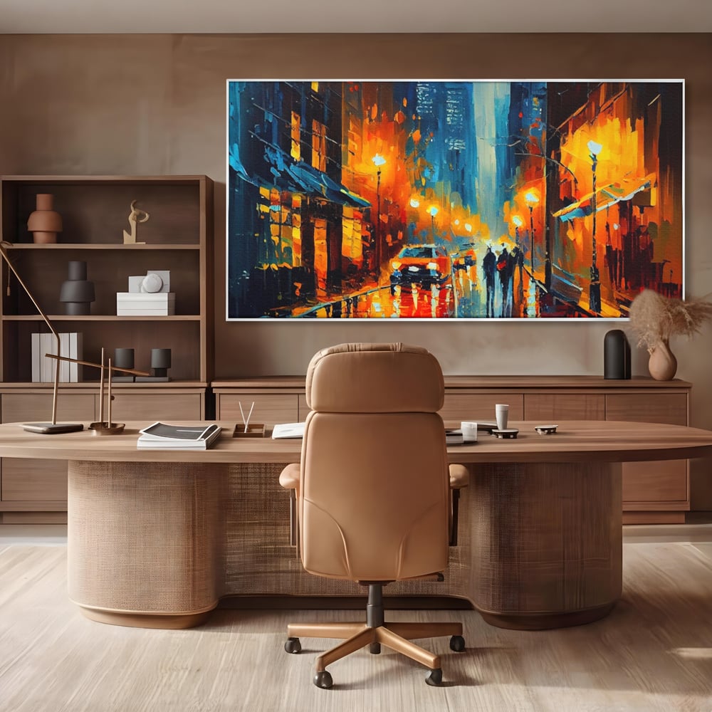 Tablou canvas cu pictura stradala cu oras plouat, in rama de aluminiu argintiu, pe perete intr-un birou